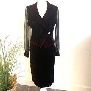 J.R. Nites Petites by Caliendo Vintage Formal Velvet 2 piece skirt & blazer 8